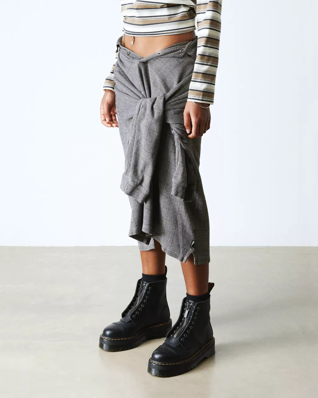 ANFIBIO DR MARTENS SINCLAIR MILLED NAPPA PLATFORM