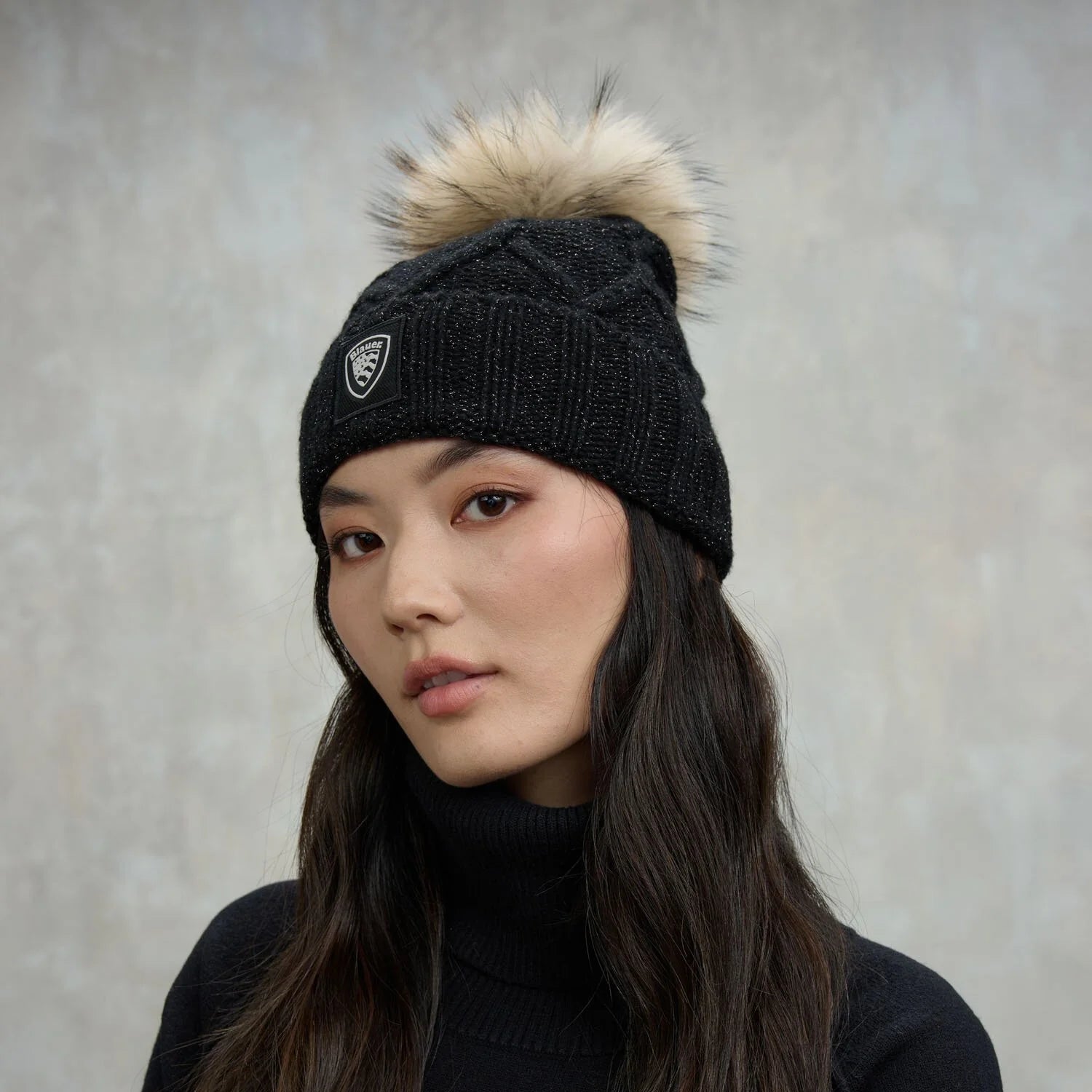 CAPPELLO BLAUER DACIA BERRETTO CON PON PON