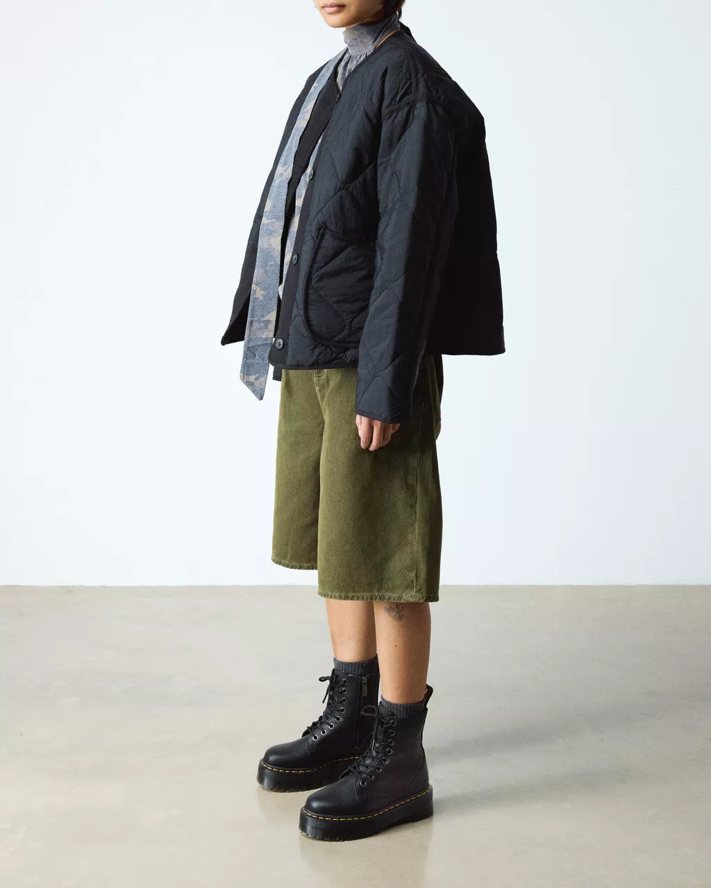 ANFIBIO DR MARTENS JADON III BLACK PISA