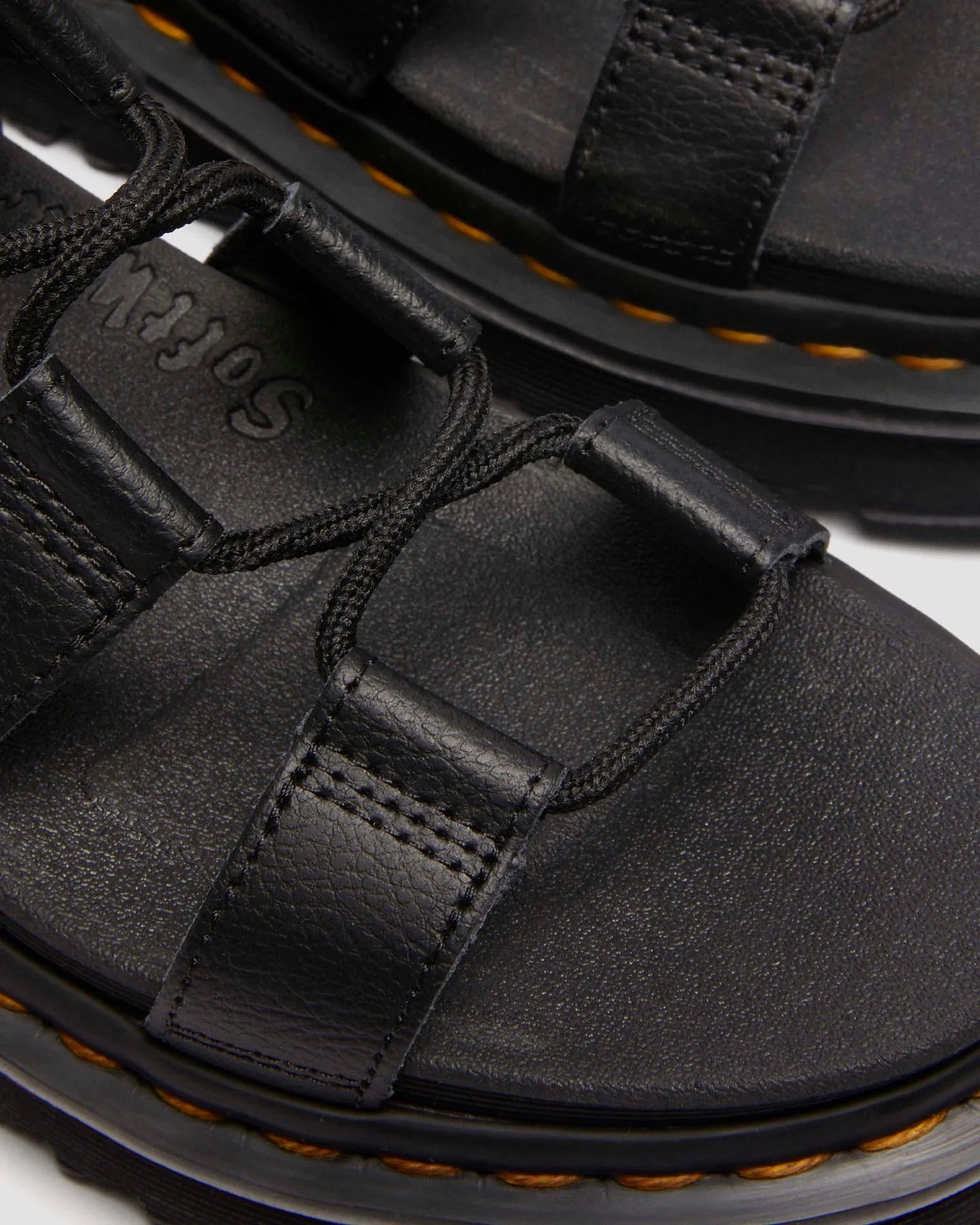 SANDALO DR MARTENS NARTILLA PELLEHYDRO LACCI STILE GLADIATOR