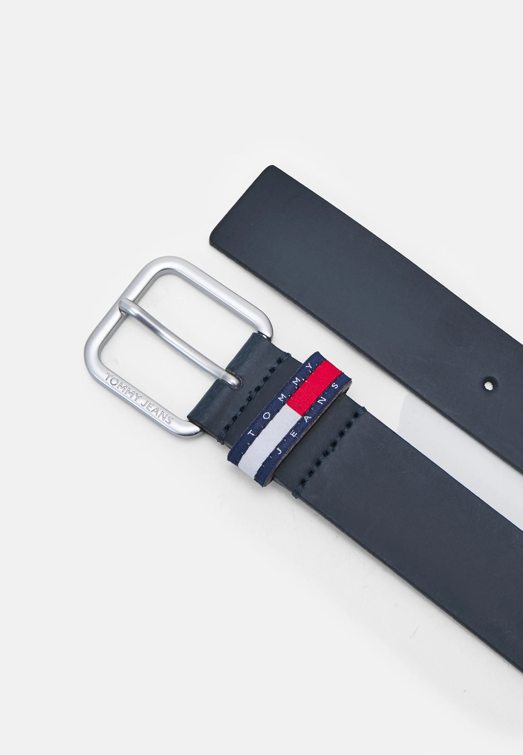 CINTURA TOMMY HILFIGER IN PELLE LOGO PASSANTE