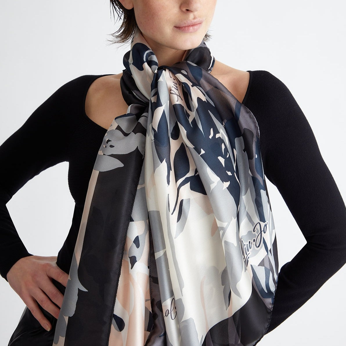 STOLA LIUJO ROSA 90X180