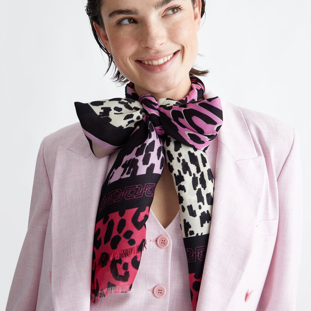 STOLA LIUJO FUNKY ANIMALIER 90X180