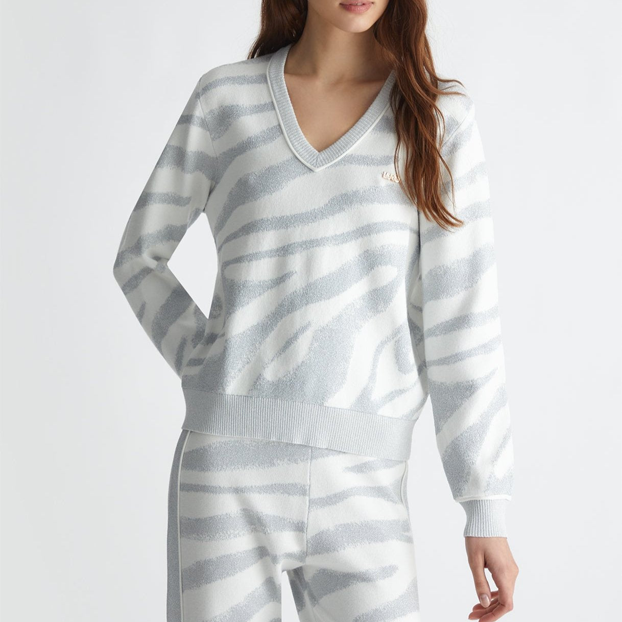 MAGLIA LIUJO SCOLLO V IN LUREX ZEBRA
