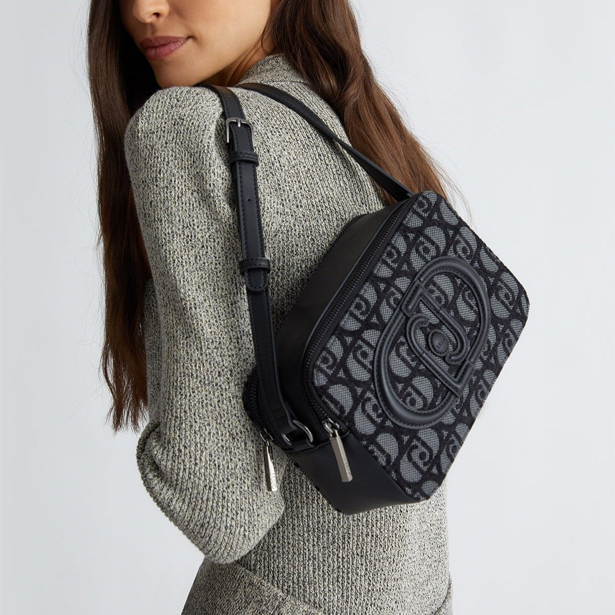 BORSA LIUJO M CAMERA CASE LOGOMANIA