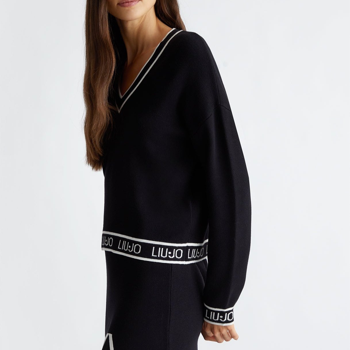 MAGLIA LIUJO IN MAGLIA SCOLLO V CHAN