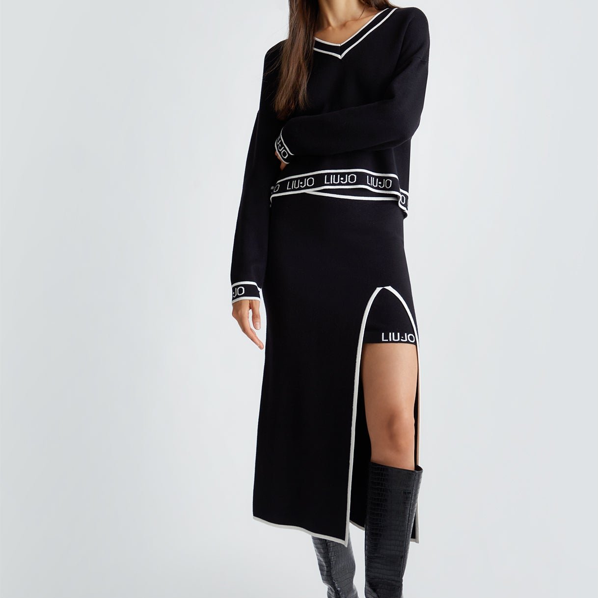 MAGLIA LIUJO IN MAGLIA SCOLLO V CHAN