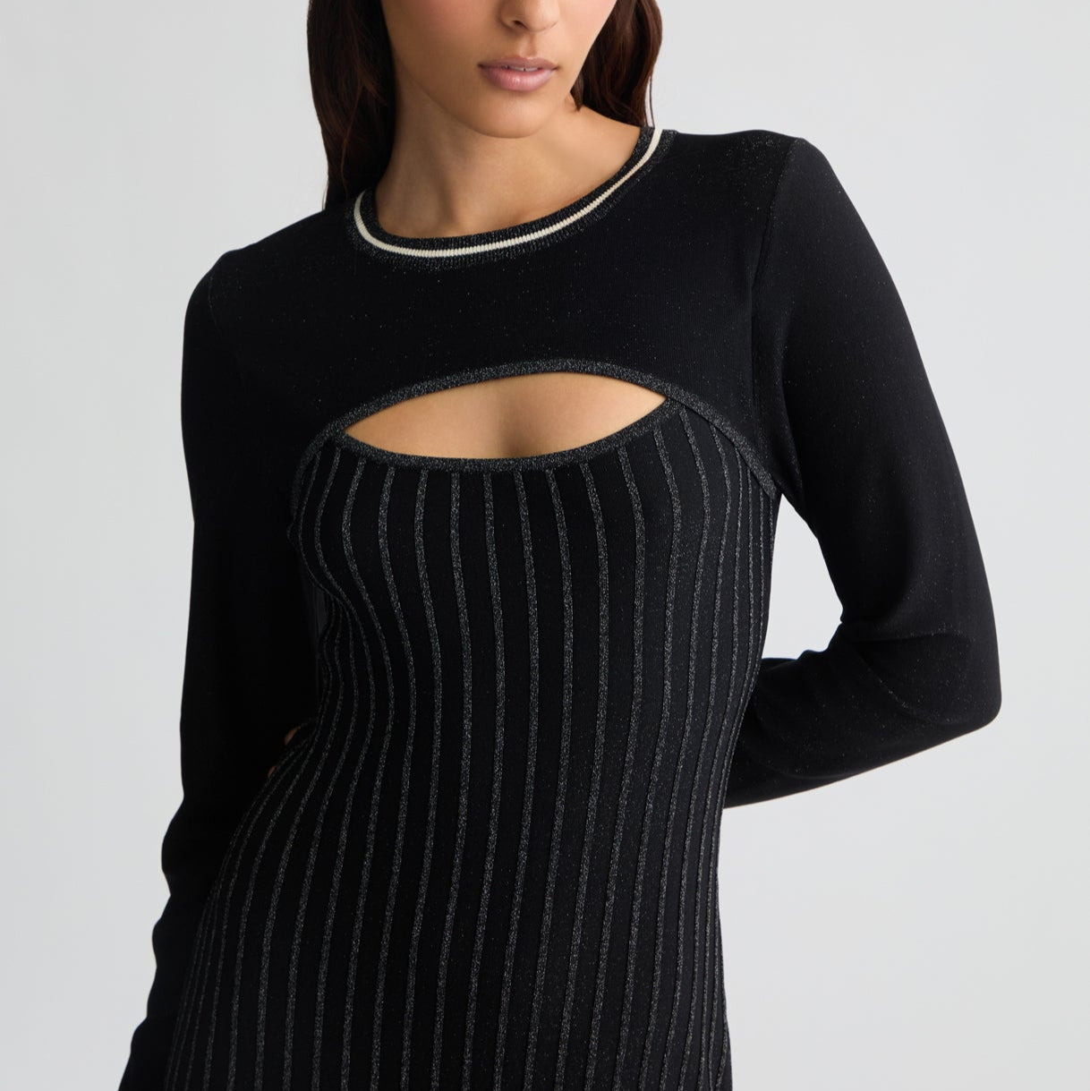 ABITO LIUJO SCOLLO FORATO ML LUREX