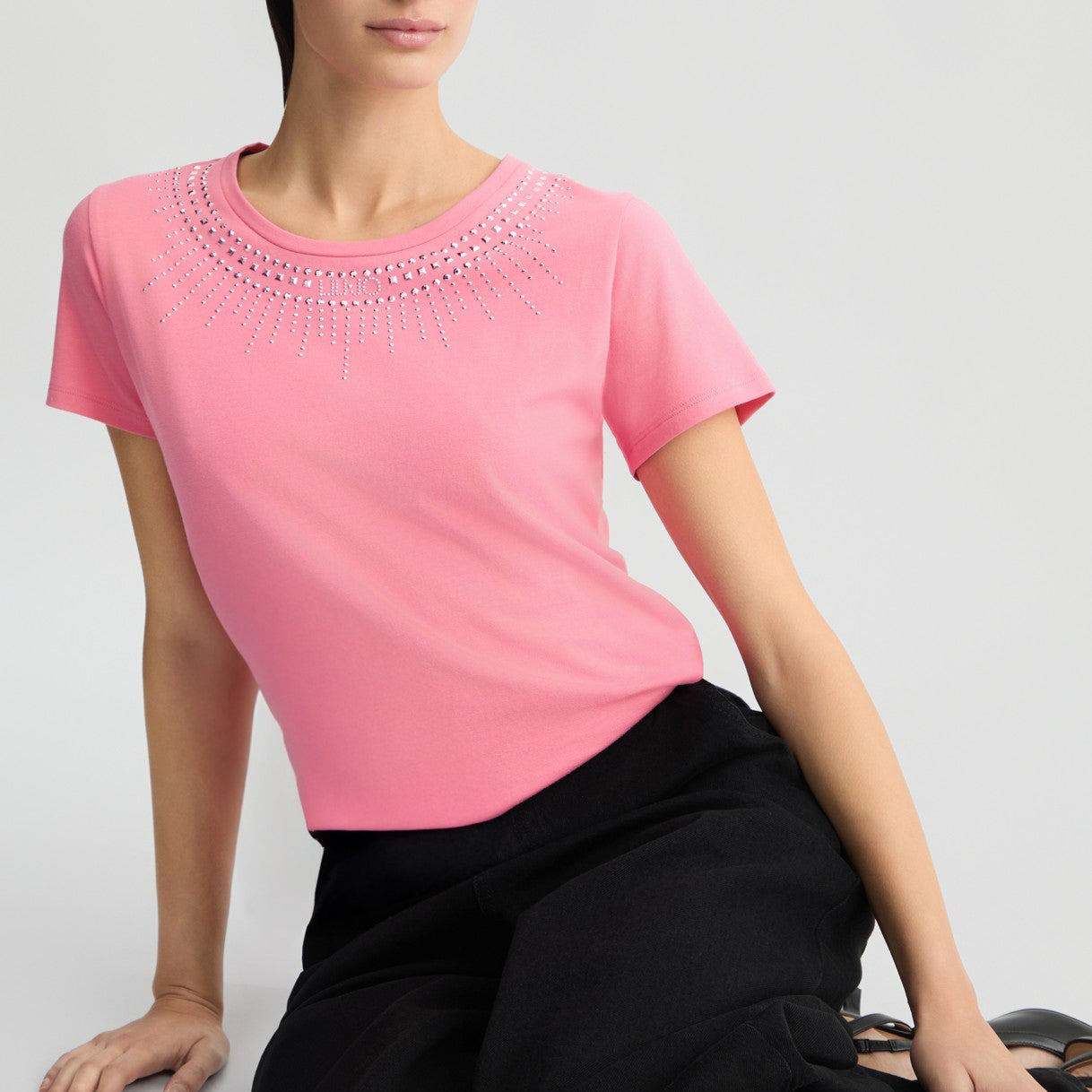 TSHIRT LIUJO NECKLINE MC