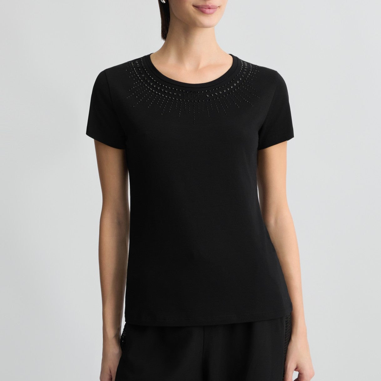 TSHIRT LIUJO NECKLINE MC