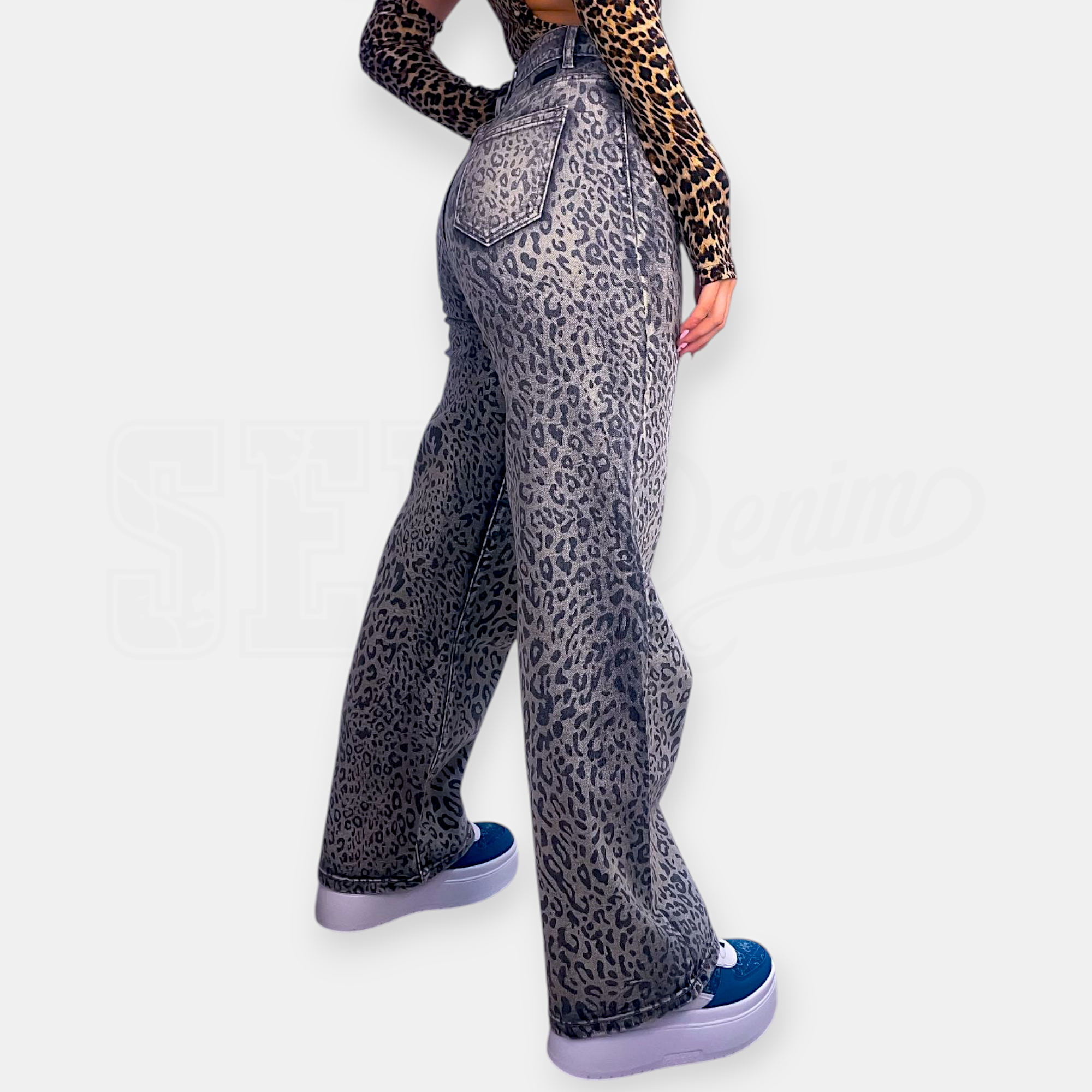 JEANS SEM ANIMA WIDE LEG FANTASIA ANIMALIER