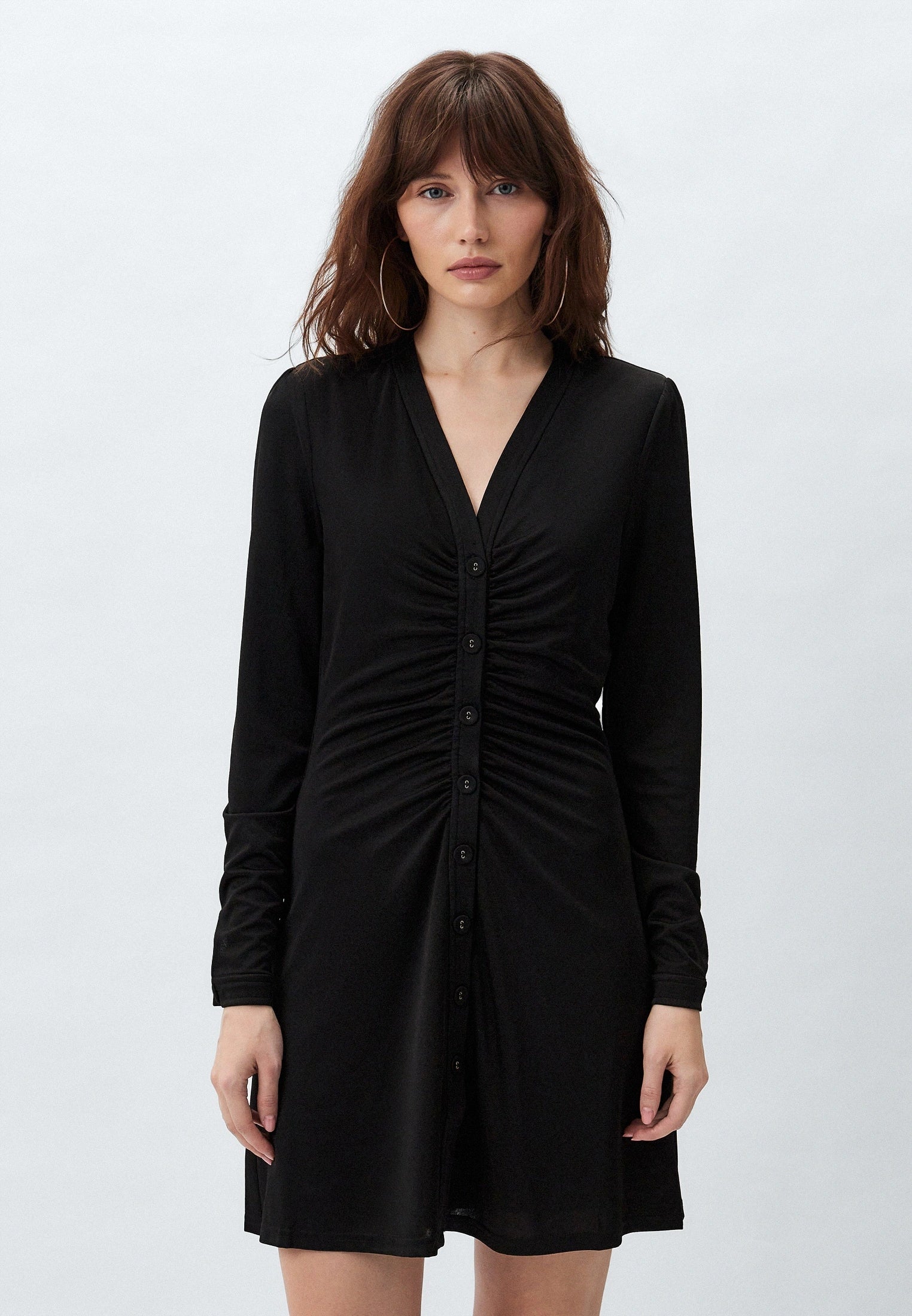 ABITO GUESS SCOLLO V CRYSTAL 30P BOTTONI FONDO RUOTA