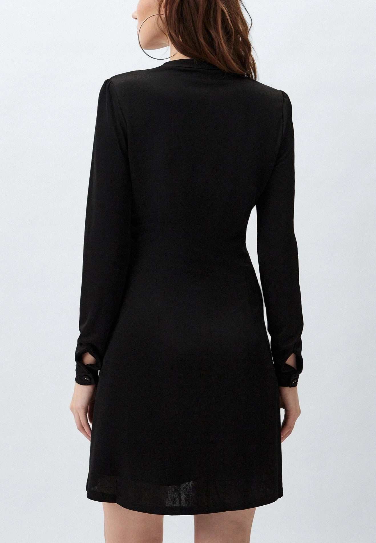 ABITO GUESS SCOLLO V CRYSTAL 30P BOTTONI FONDO RUOTA