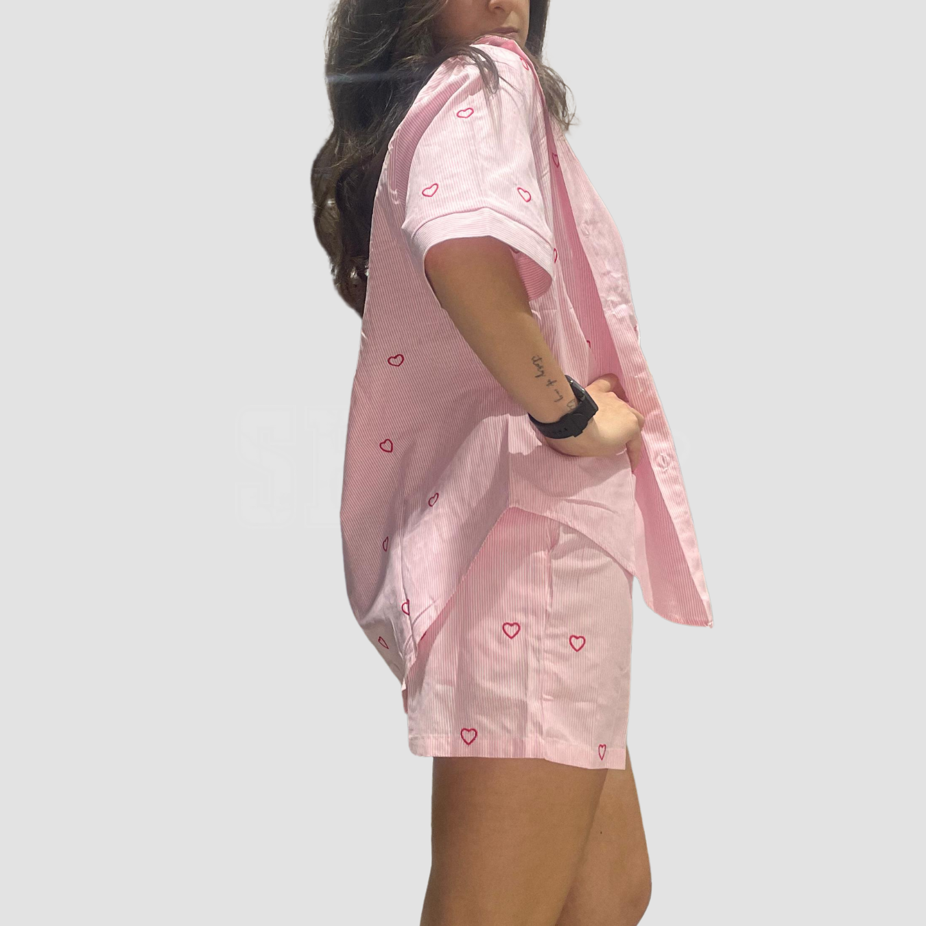 COORDINATO CAMICIA OVER GESSATO CON CUORICINI E SHORTS