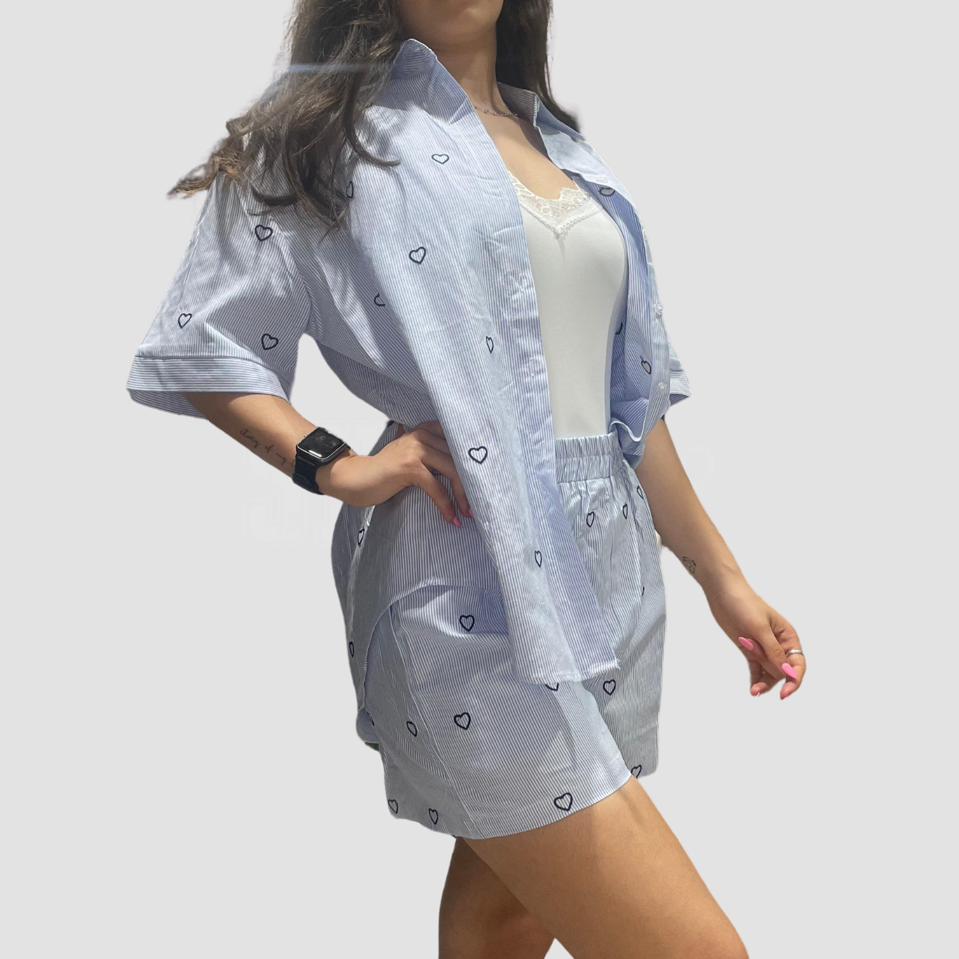 COORDINATO CAMICIA OVER GESSATO CON CUORICINI E SHORTS