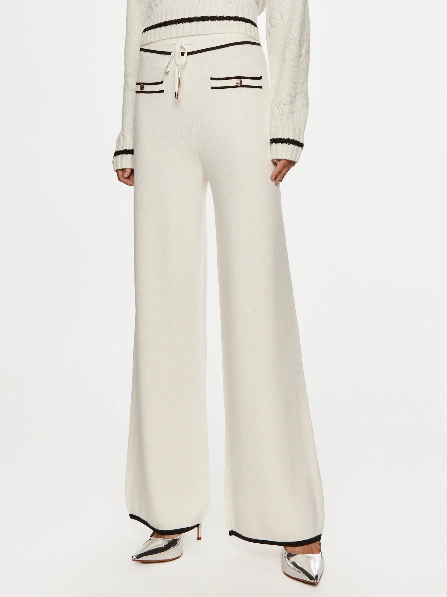 PANTALONE LIUJO IN MAGLIA CON BOTTONI E LACCIO CHAN