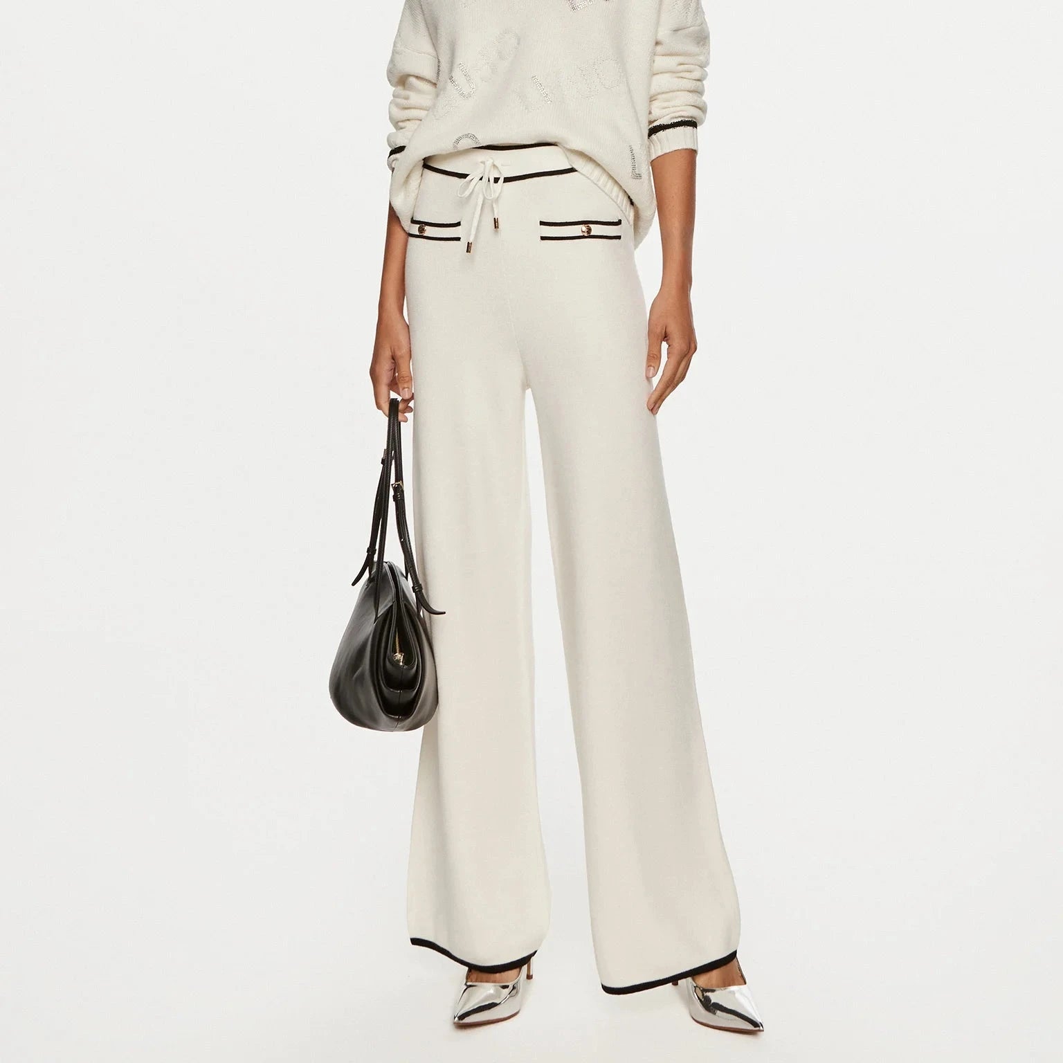 PANTALONE LIUJO IN MAGLIA CON BOTTONI E LACCIO CHAN