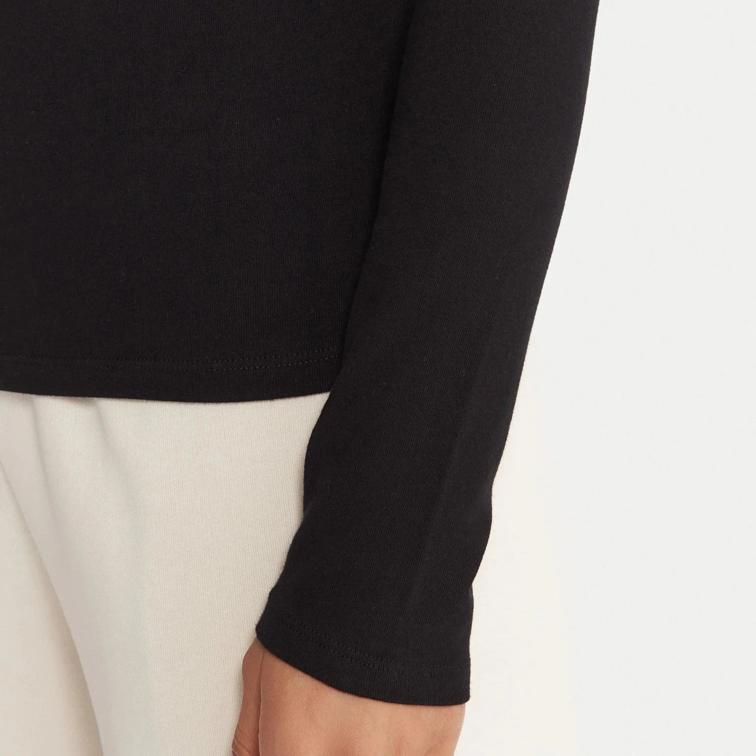 MAGLIA TOP GUESS ALBA COLLO ALTO