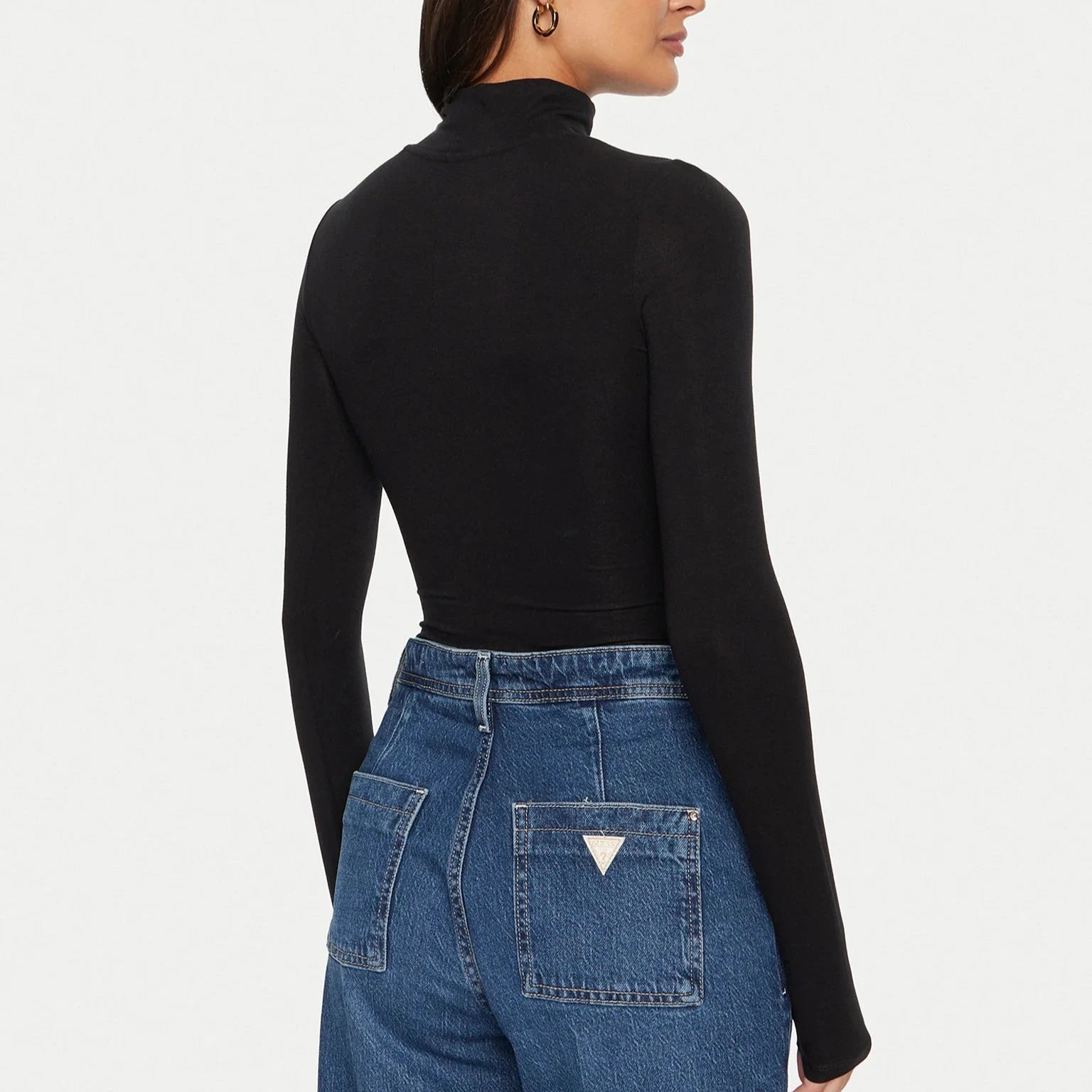 BODY GUESS EVELYN LOGO BODY