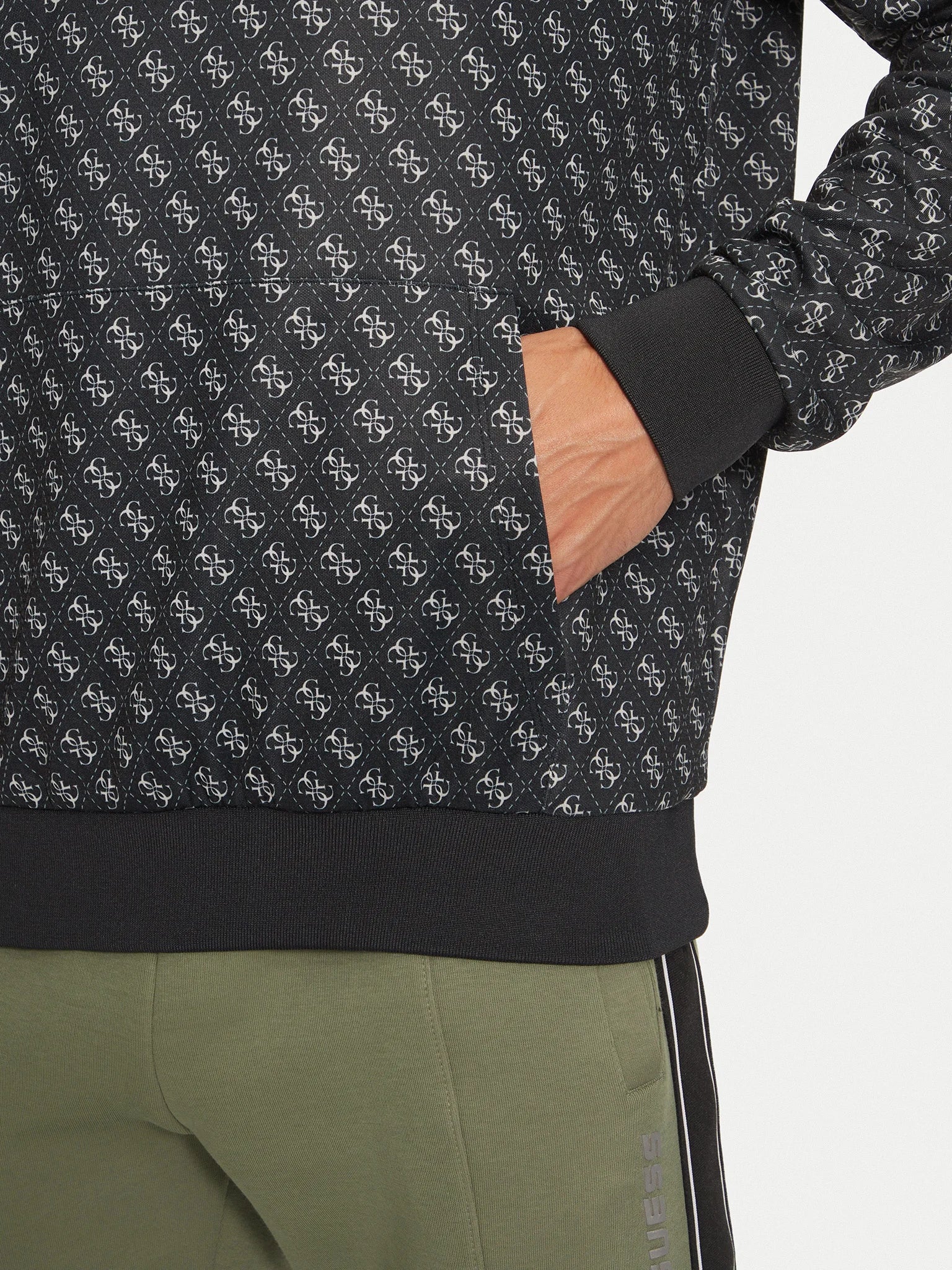 FELPA GUESS NEW KORBIN CON CAPPUCCIO