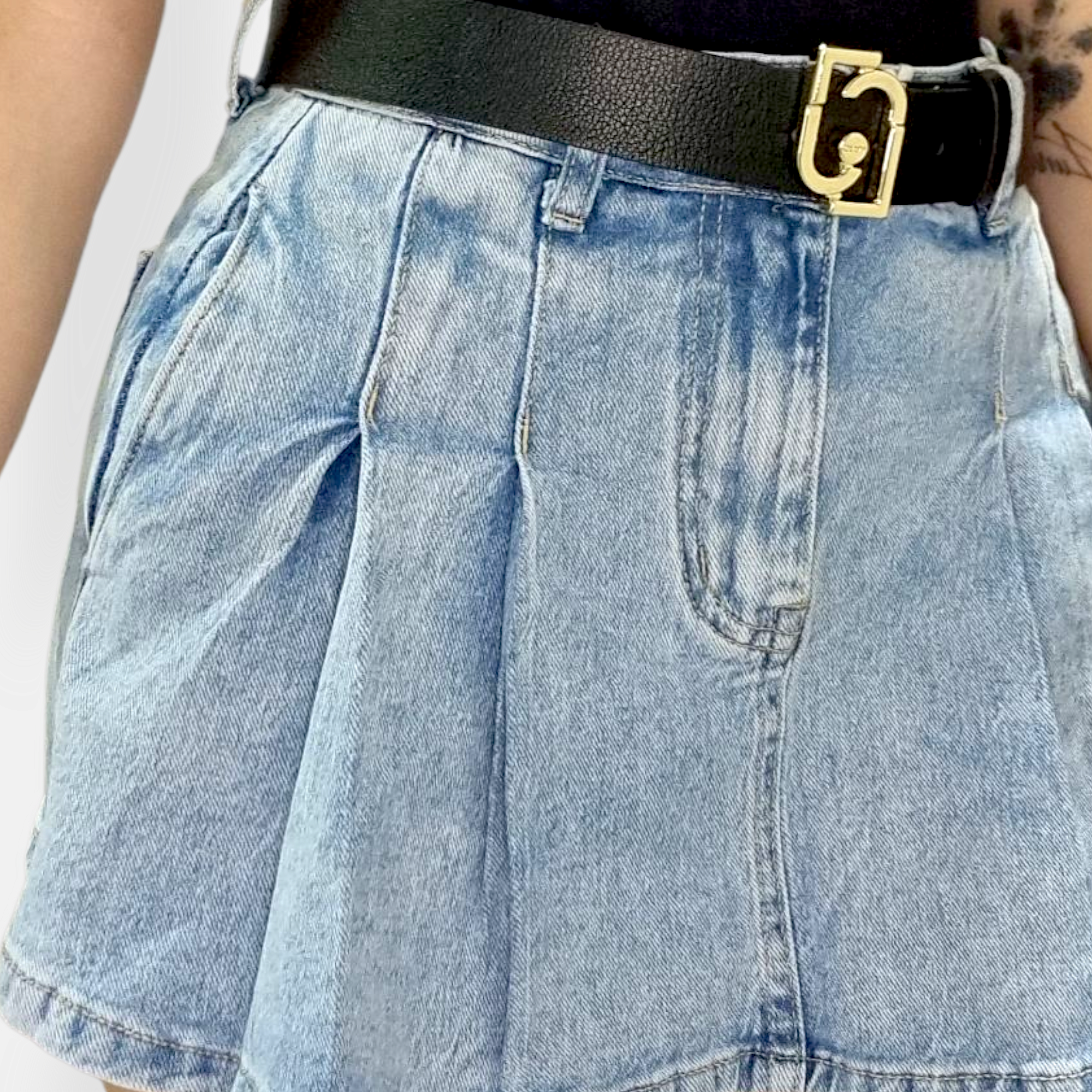 GONNA PANTALONCINO TASCHINO CON PENCES