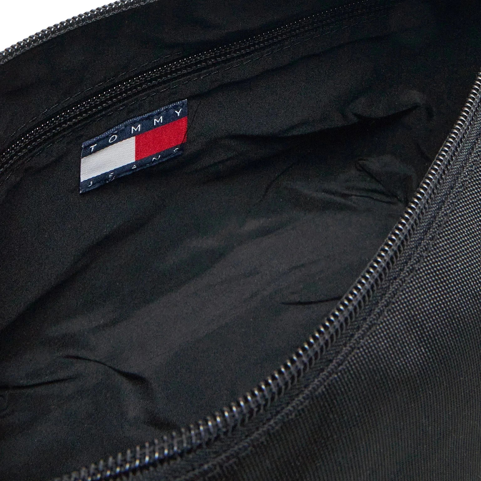 BORSA TOMMY HILFIGER A SPALLA DAILY