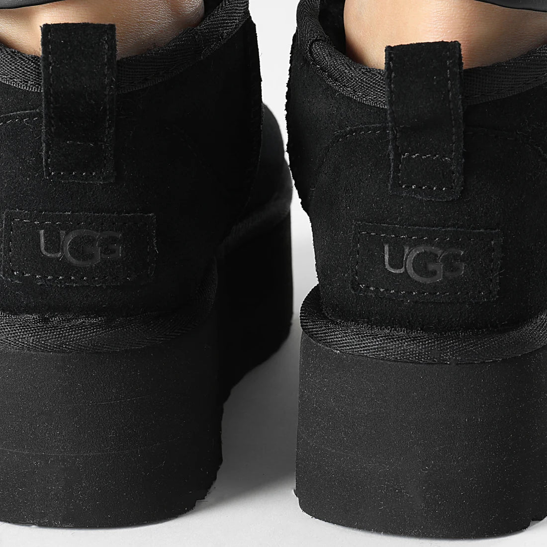 STIVALI UGG CLASSIC ULTRA MINI PLATFORM BLACK