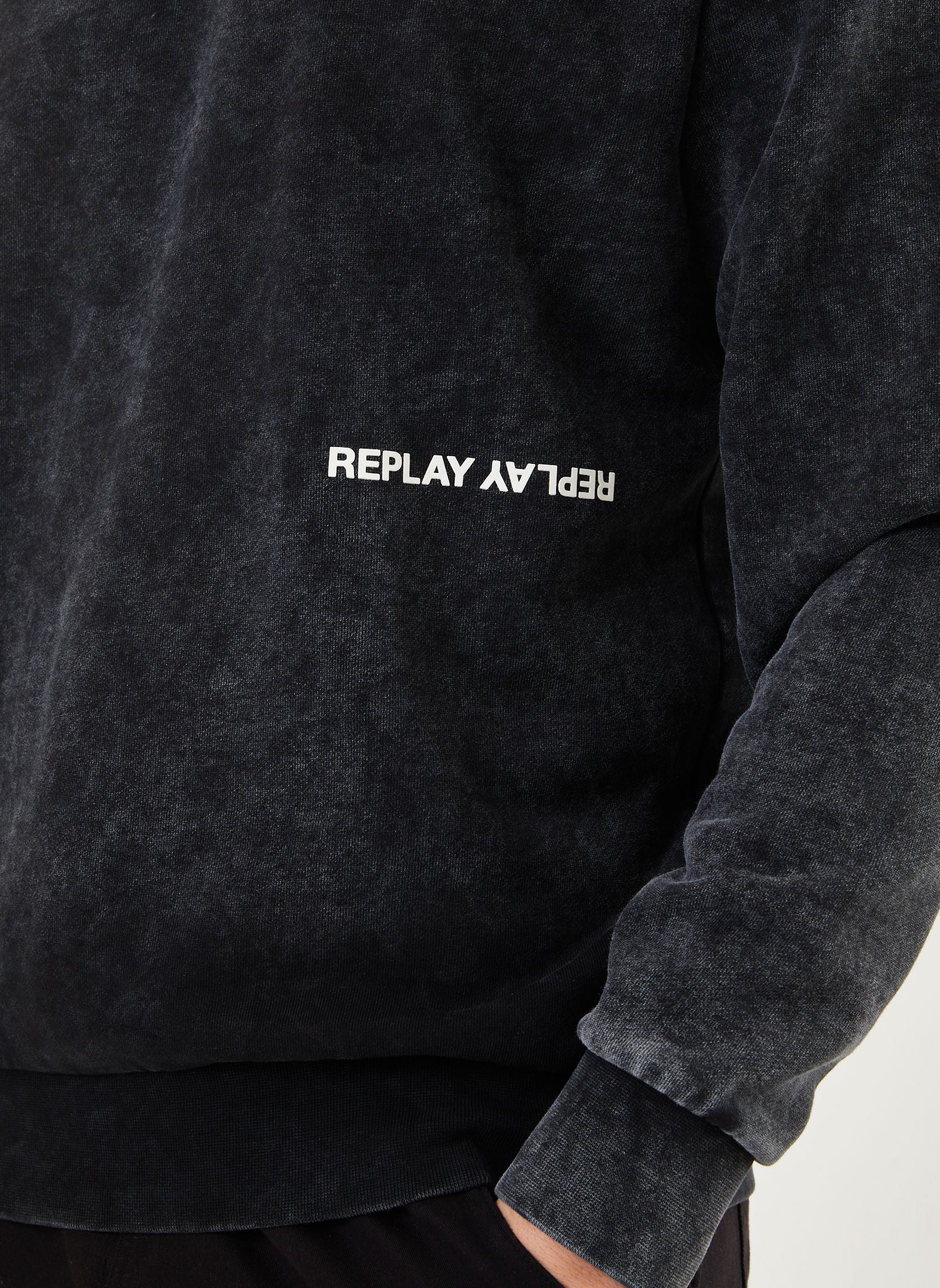 FELPA REPLAY GIROCOLLO BACKLOGO STONEWASH INT. GARZ.
