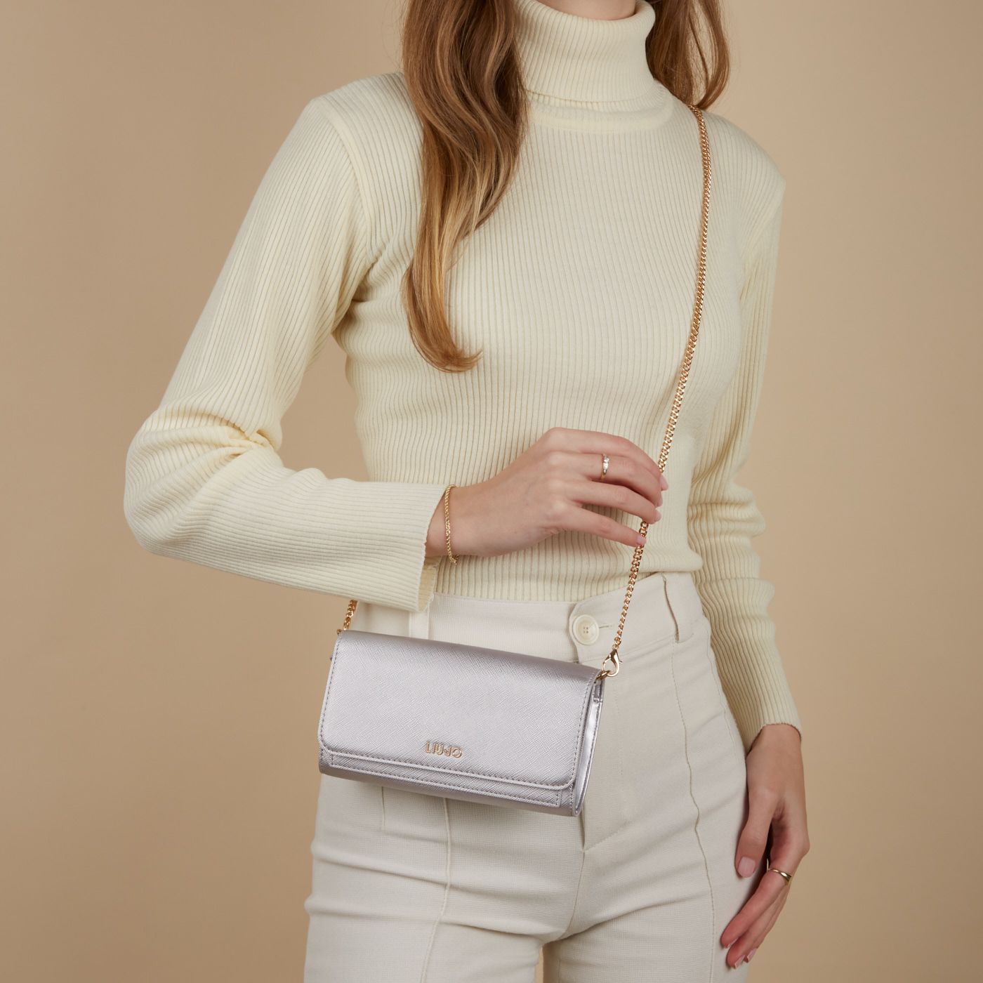 PORTAFOGLIO LIUJO M ZIP AROUND CHAIN
