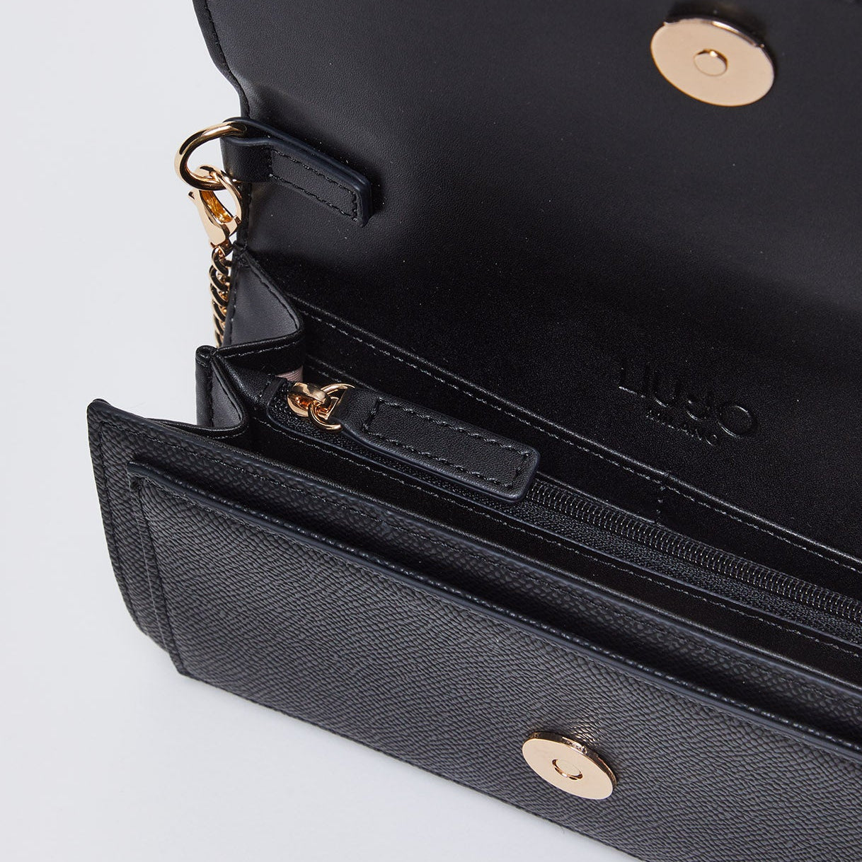 PORTAFOGLIO LIUJO M ZIP AROUND CHAIN