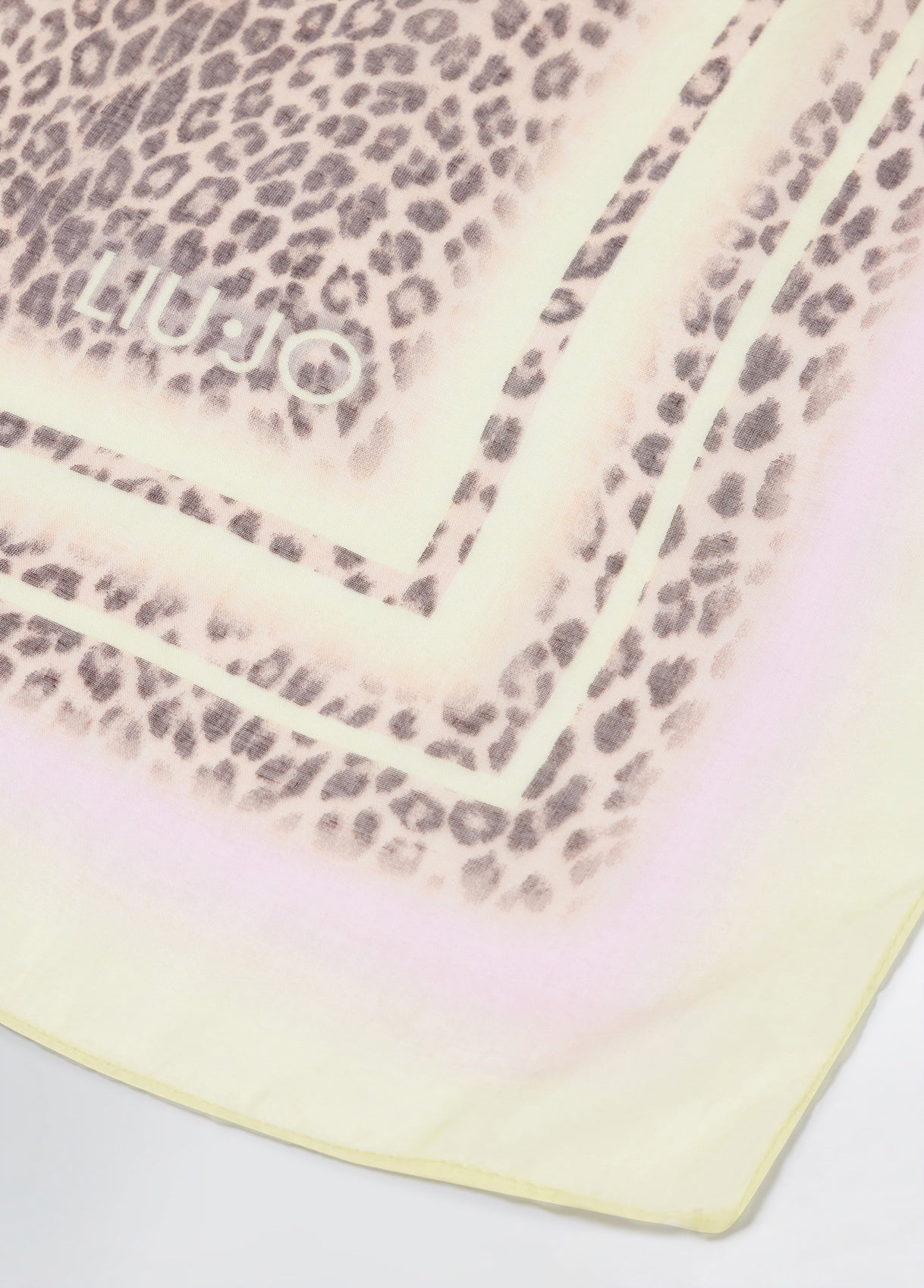 FOULARD LIUJO LEOPARD 120X120