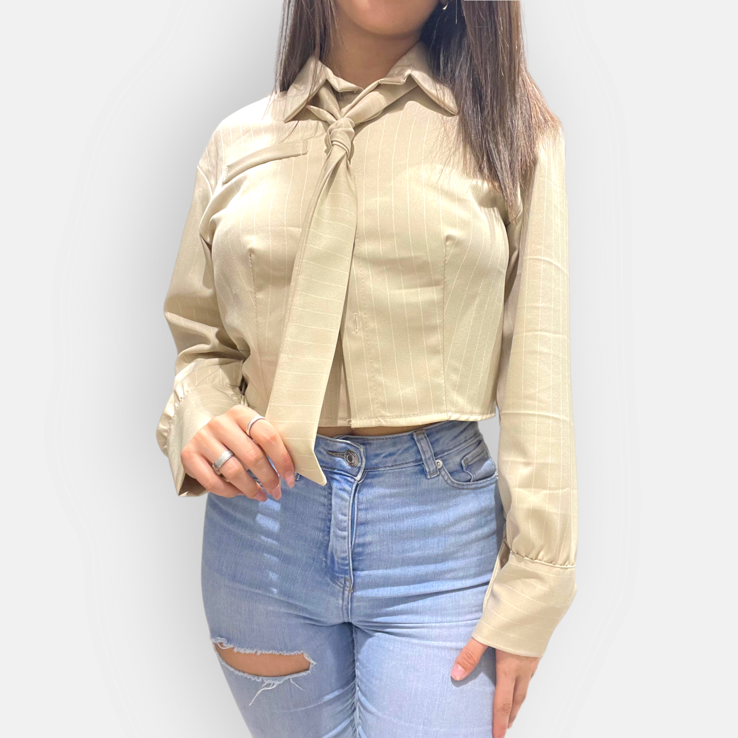 CAMICIA BRIGIDA CROP GESSATO CON CRAVATTINA