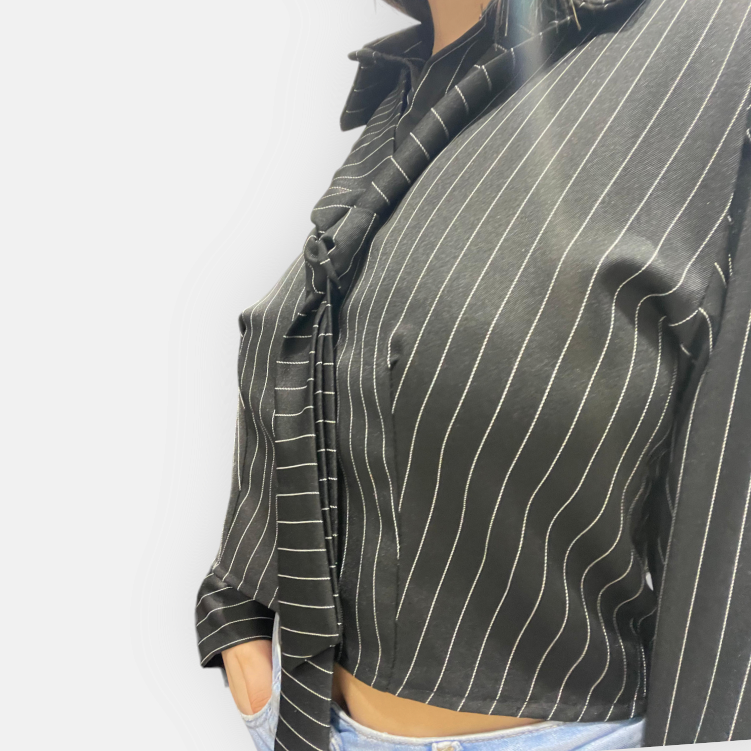 CAMICIA BRIGIDA CROP GESSATO CON CRAVATTINA