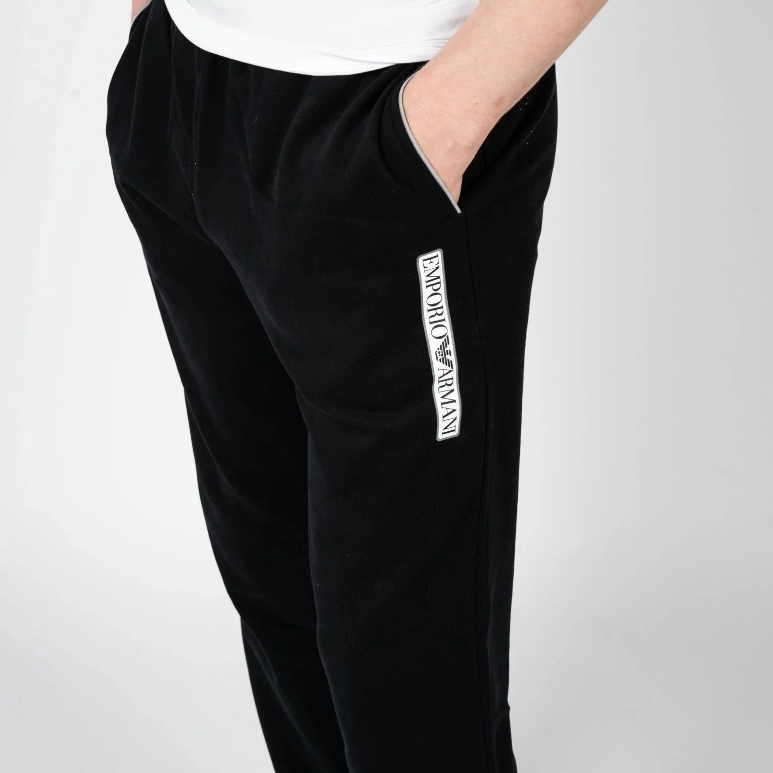 PANTALONE ARMANI IN FELPA LOGO LATO